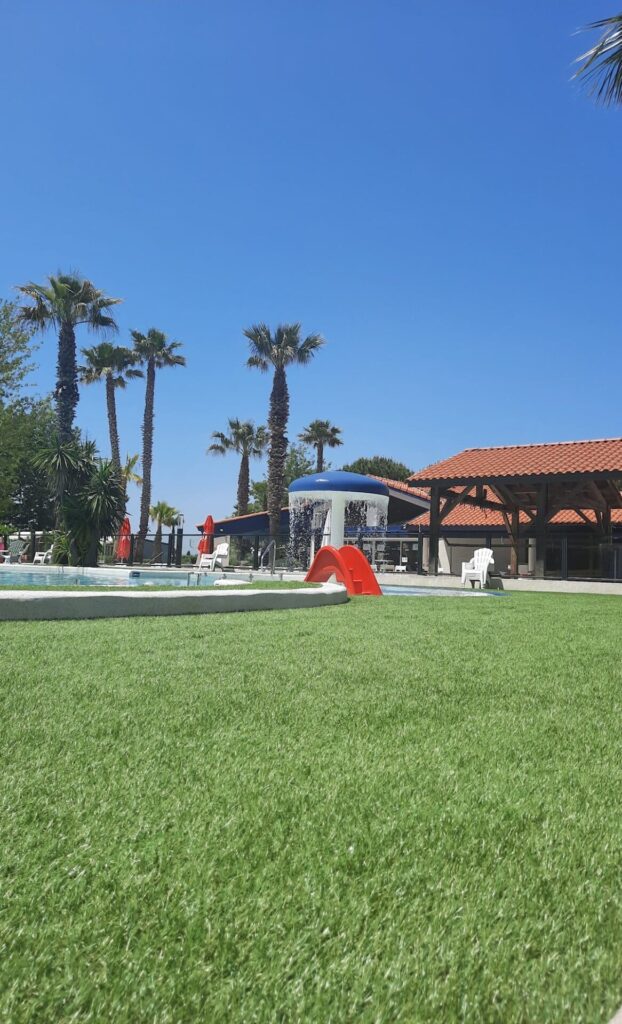 Camping bord de mer 4 étoiles dans l'Hérault à Vendres Plage.