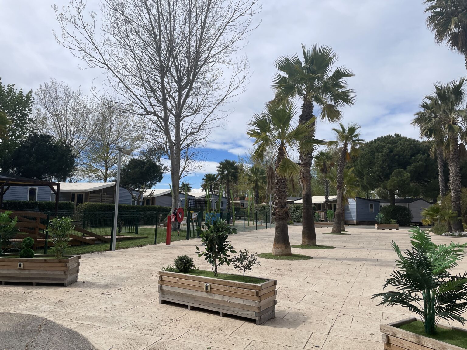 Camping bord de mer 4 étoiles dans l'Hérault à Vendres Plage.