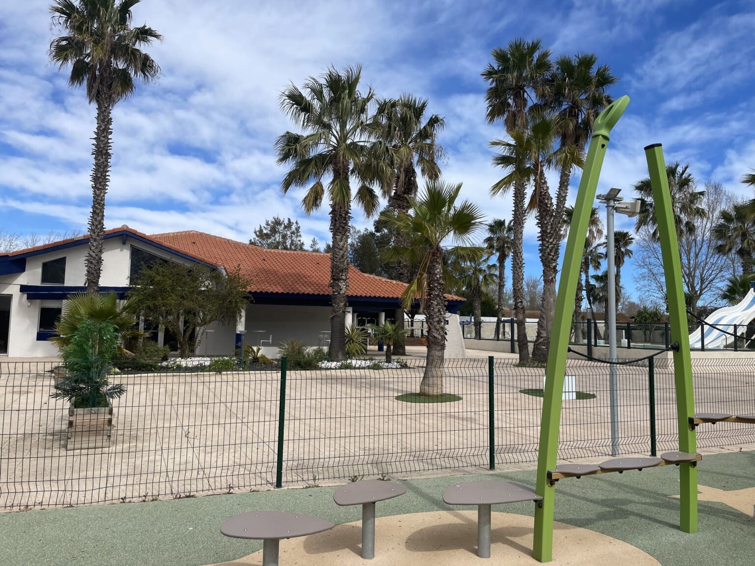 Camping bord de mer 4 étoiles dans l'Hérault à Vendres Plage.