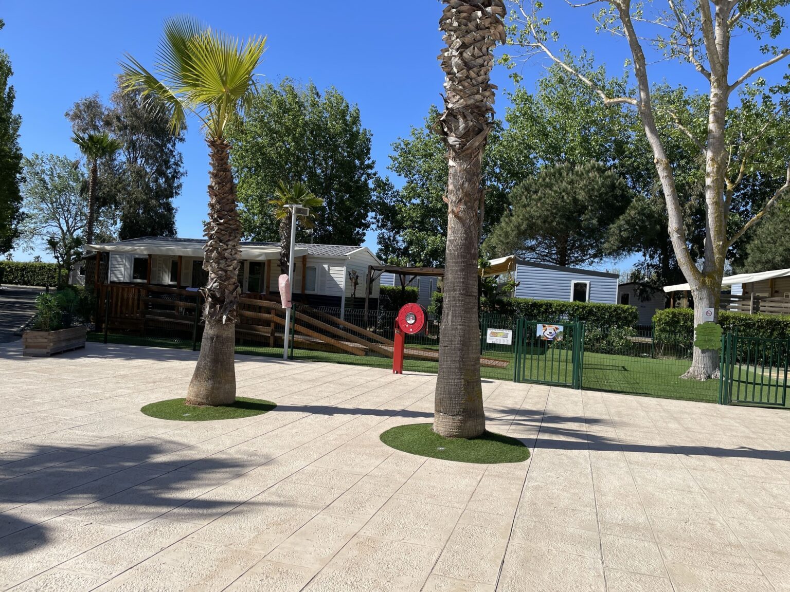 Camping bord de mer 4 étoiles dans l'Hérault à Vendres Plage.