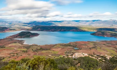 Lac du Salagou à Clermont l'Hérault